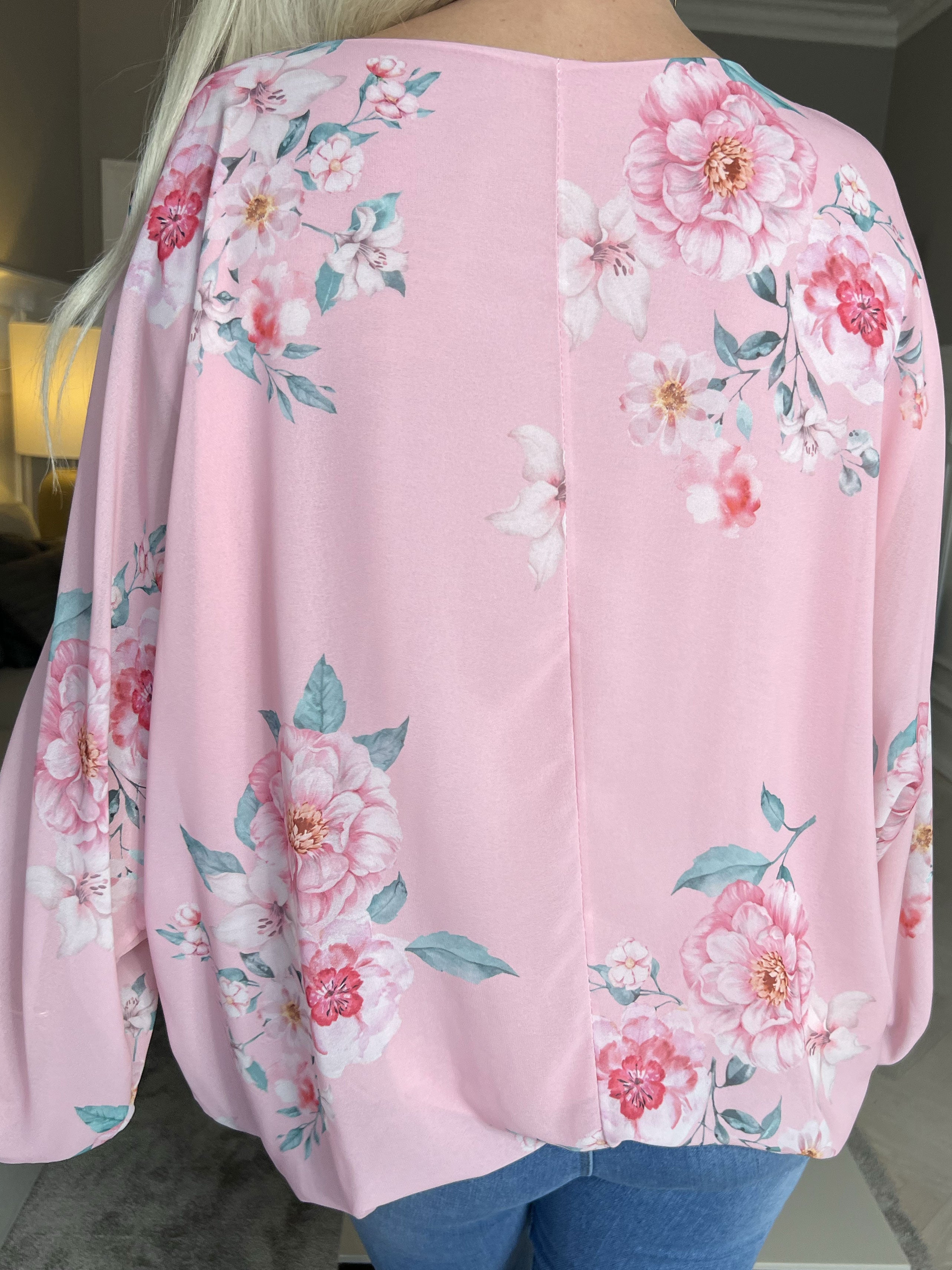 Destiny Rose - Bluse i chiffon med bonderoser